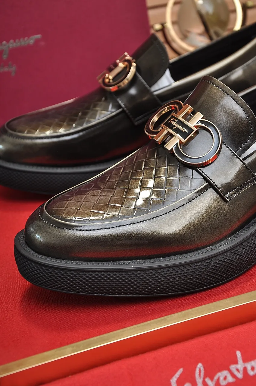 Men's shoes 💰720💶 [Ferragamo/Ferragamo] The latest model in the counter. Original imported open-sided high-quality cowhide hand-woven + imported 🐂 cowhide + original luxury metal buckle + original combination outsole. Comparison without pressure 38--45 (45 custom-made)